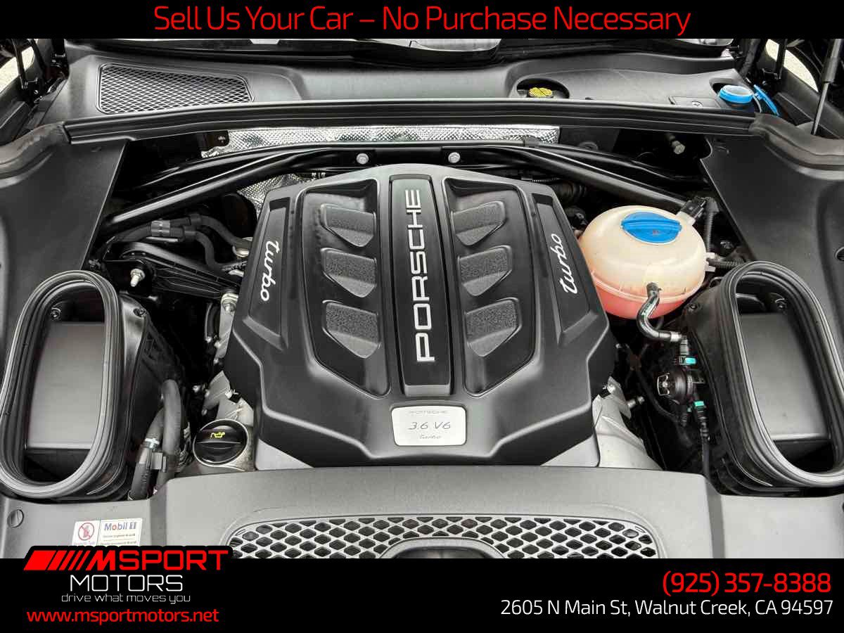 Used 2015 Porsche Macan Turbo AWD/4WD image 34