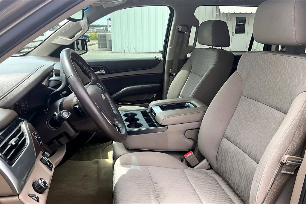 Used 2016 Chevrolet Suburban LS w/ Enhanced Driver Alert Package RWD image 24