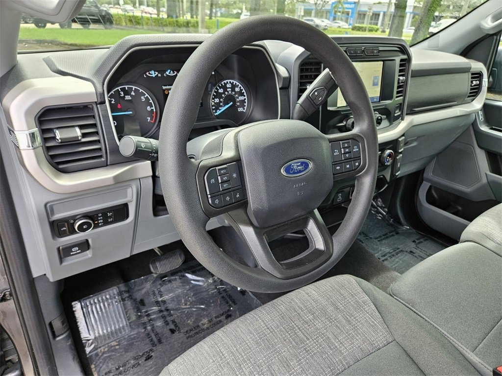 Used 2023 Ford F150 XLT image 4