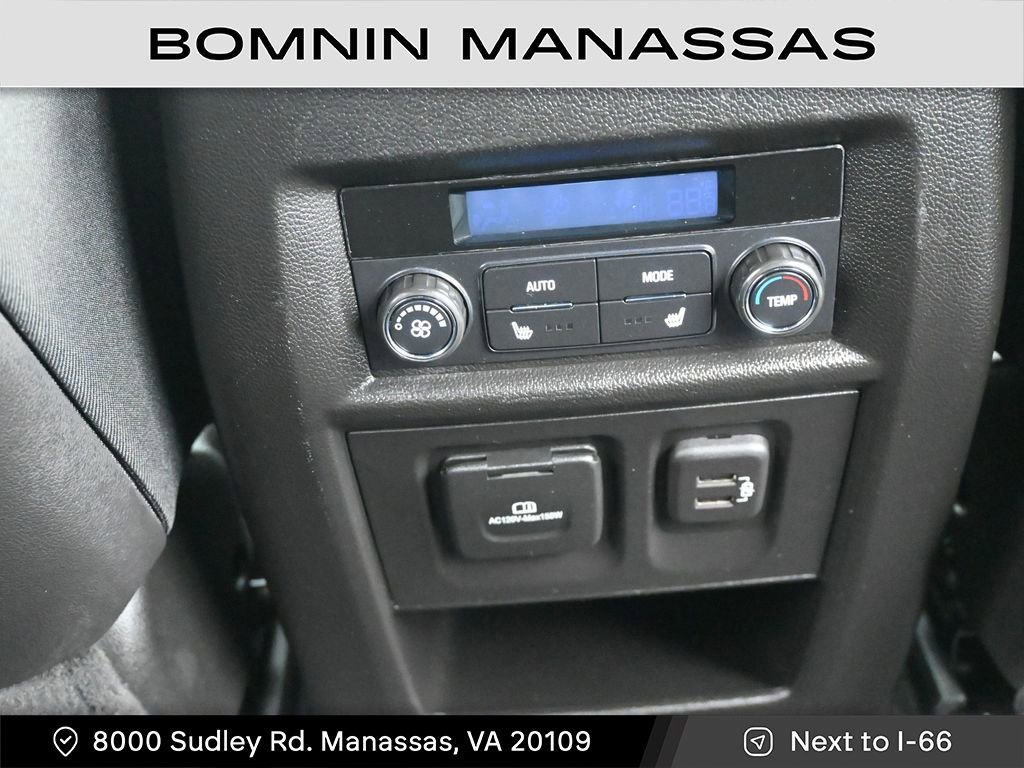 Used 2023 Chevrolet Traverse Premier w/ Redline Edition image 15