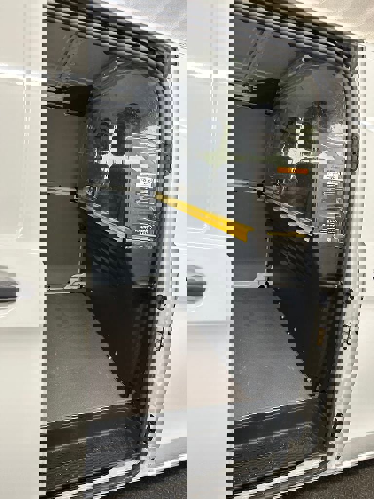 Used 2021 Mercedes-Benz Metris image 28