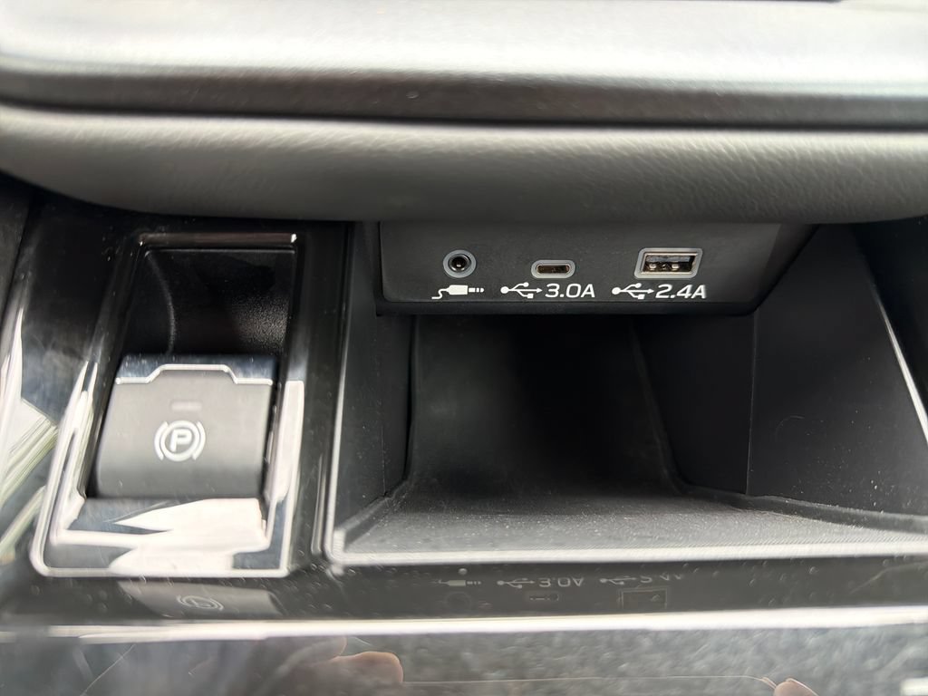 Certified 2025 Subaru Outback Wilderness AWD/4WD image 44