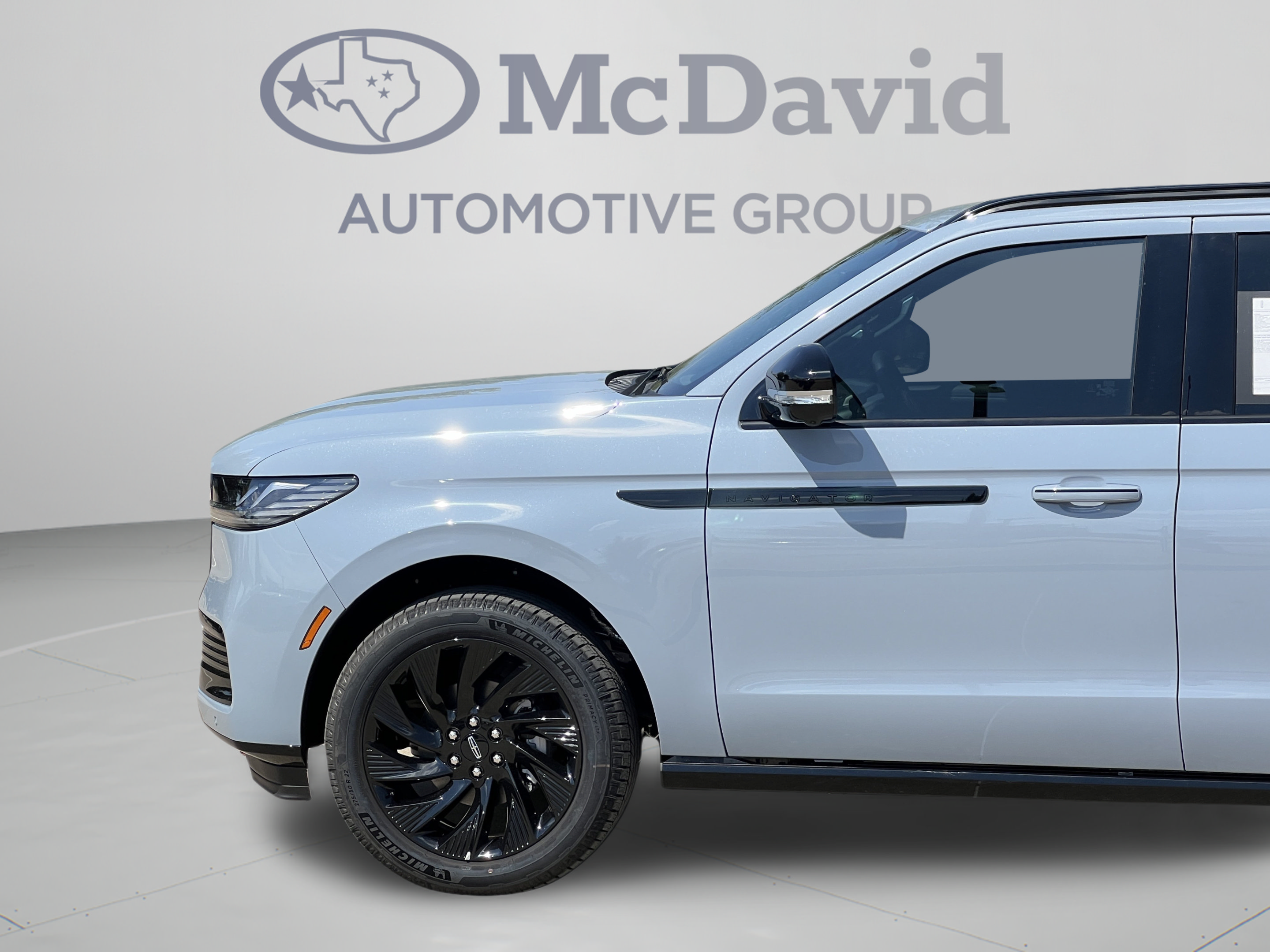 New 2026 Lincoln Navigator L Reserve w/ Jet Appearance Package AWD/4WD image 27