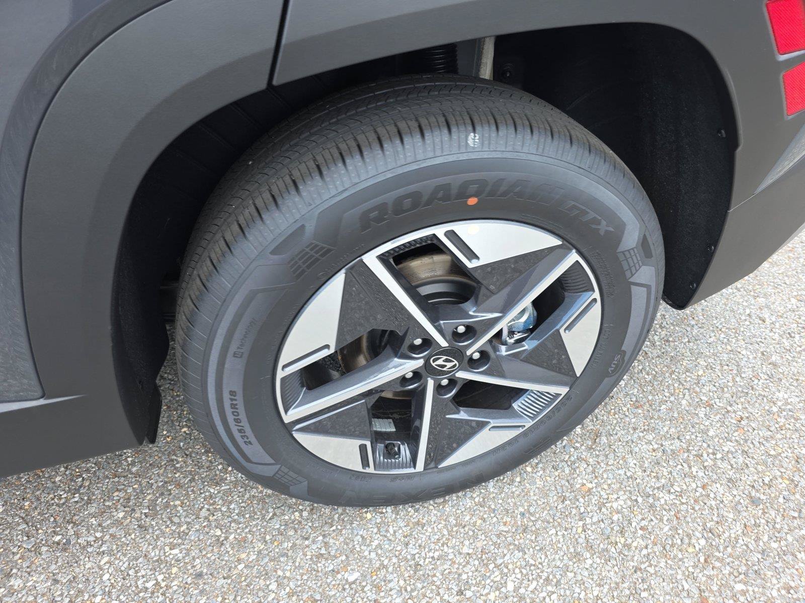 New 2026 Hyundai Tucson SEL w/ Tow & Go Package FWD image 9