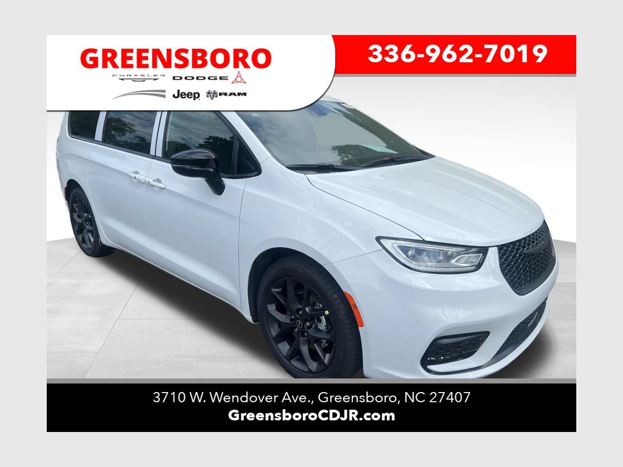 New 2026 Chrysler Pacifica Select w/ S Appearance Package FWD 360° Tour