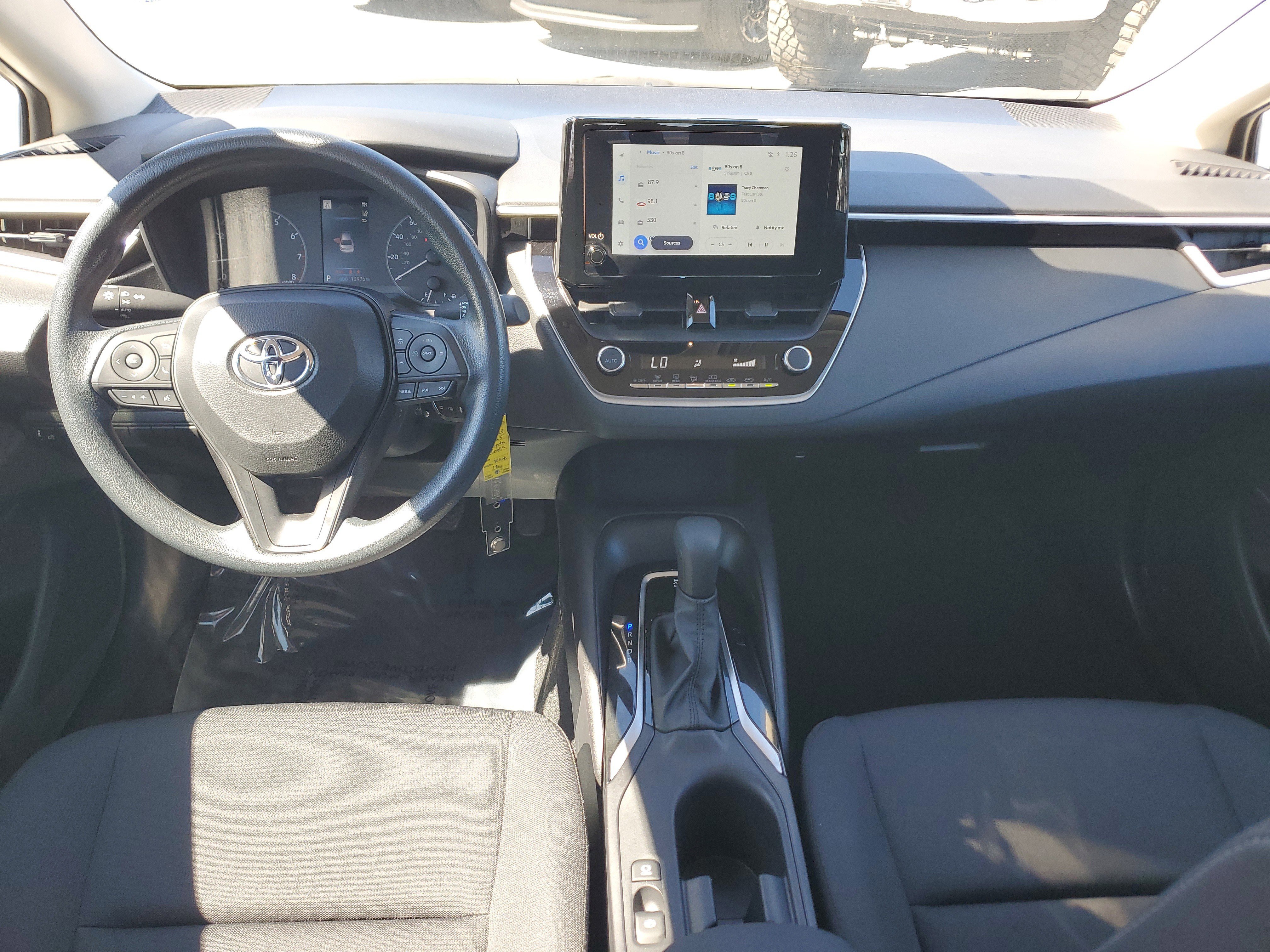 Used 2025 Toyota Corolla LE image 14