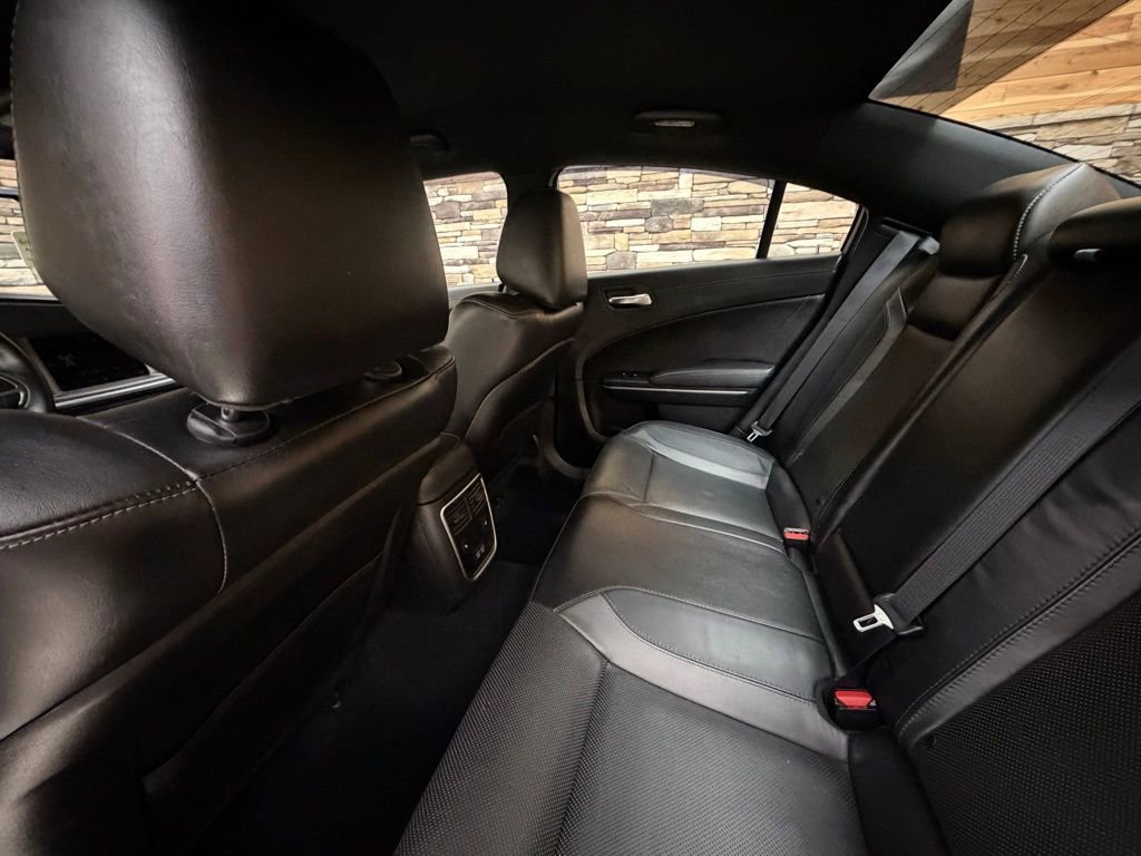 Used 2019 Dodge Charger SXT w/ Plus Group image 25