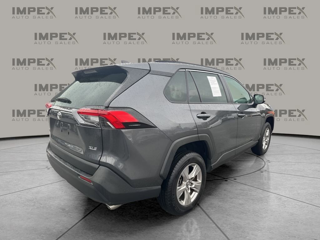 Used 2023 Toyota RAV4 XLE image 5