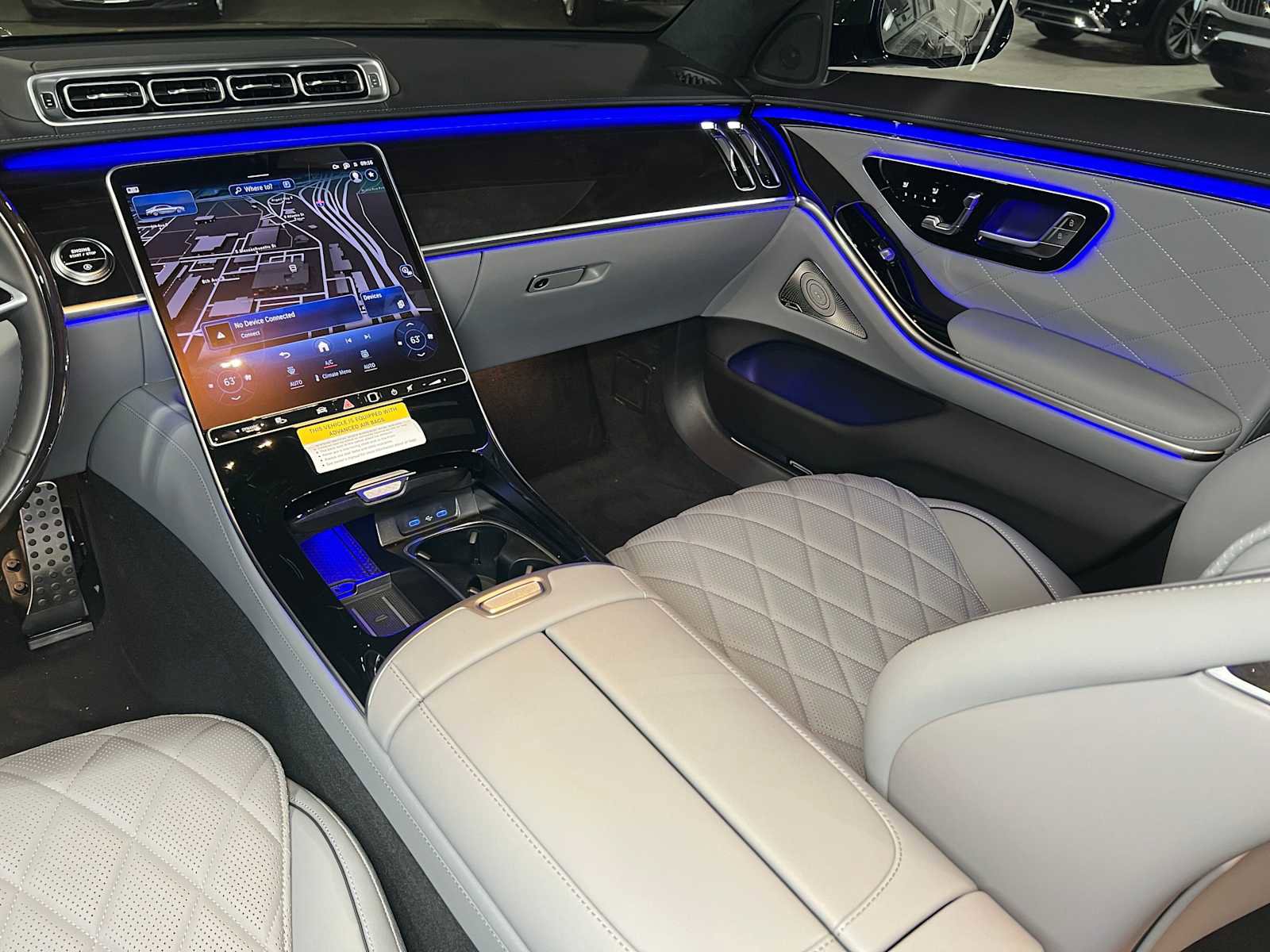 New 2026 Mercedes-Benz S 580 4MATIC Sedan image 38