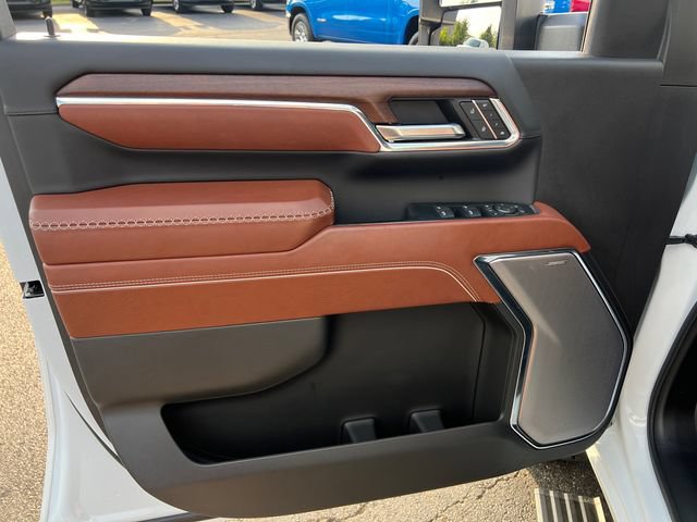 Used 2024 GMC Sierra 2500 Denali Ultimate w/ Max Trailering Package AWD/4WD image 10