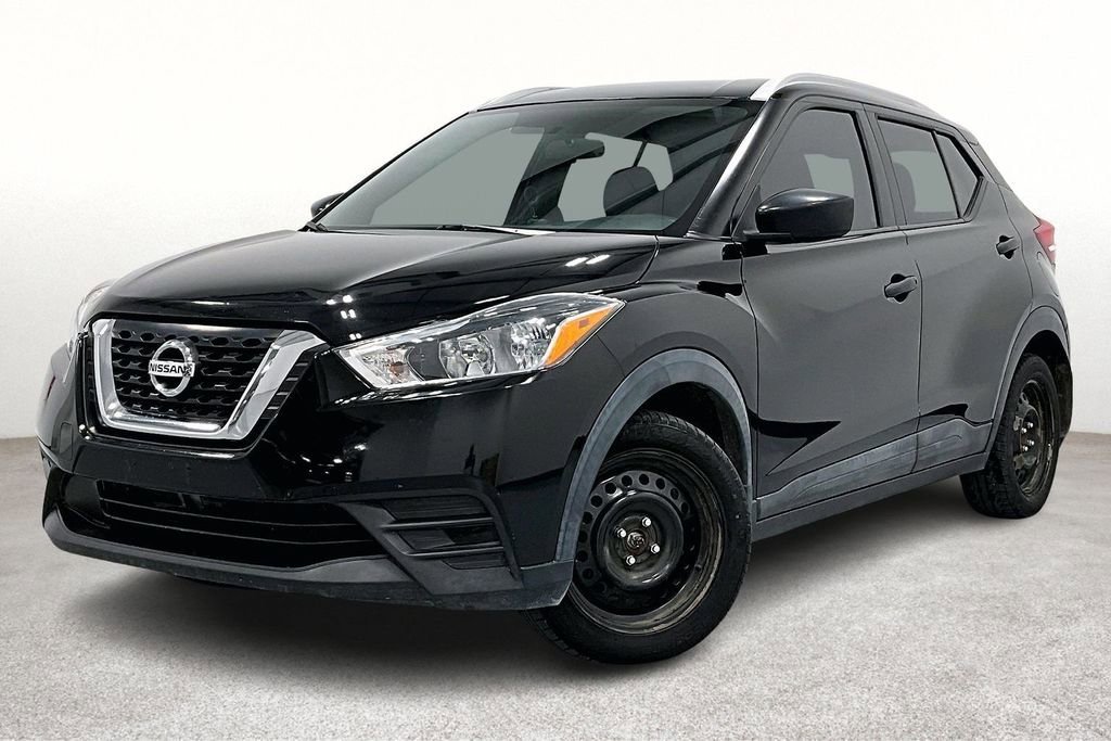 Used 2018 Nissan Kicks S image 14