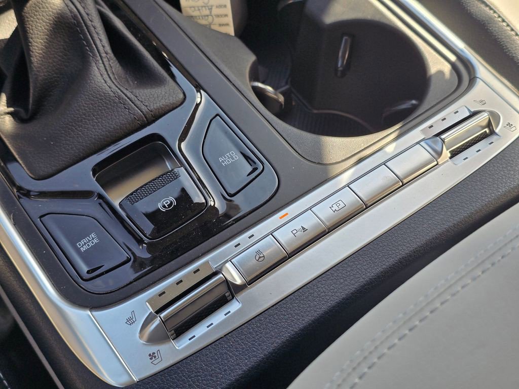 New 2025 Kia Carnival SX Prestige FWD image 36