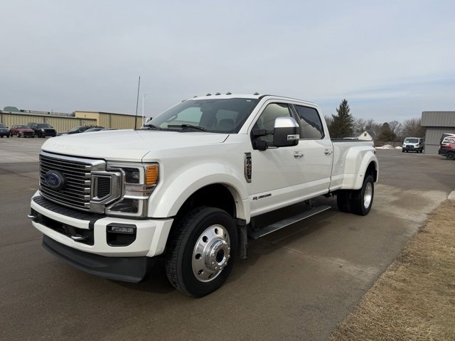 Used 2022 Ford F450 Platinum w/ FX4 Off-Road Package image 3