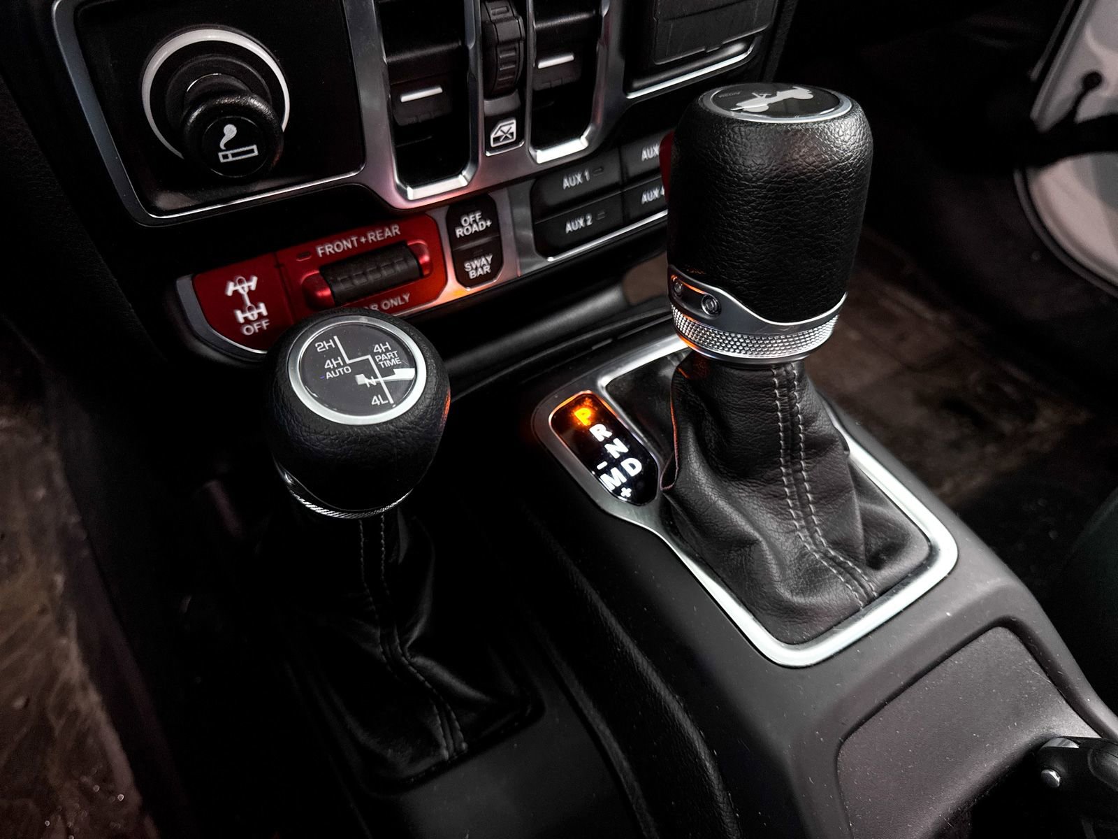 Used 2024 Jeep Wrangler Unlimited Rubicon 4xe w/ Capability Package image 24