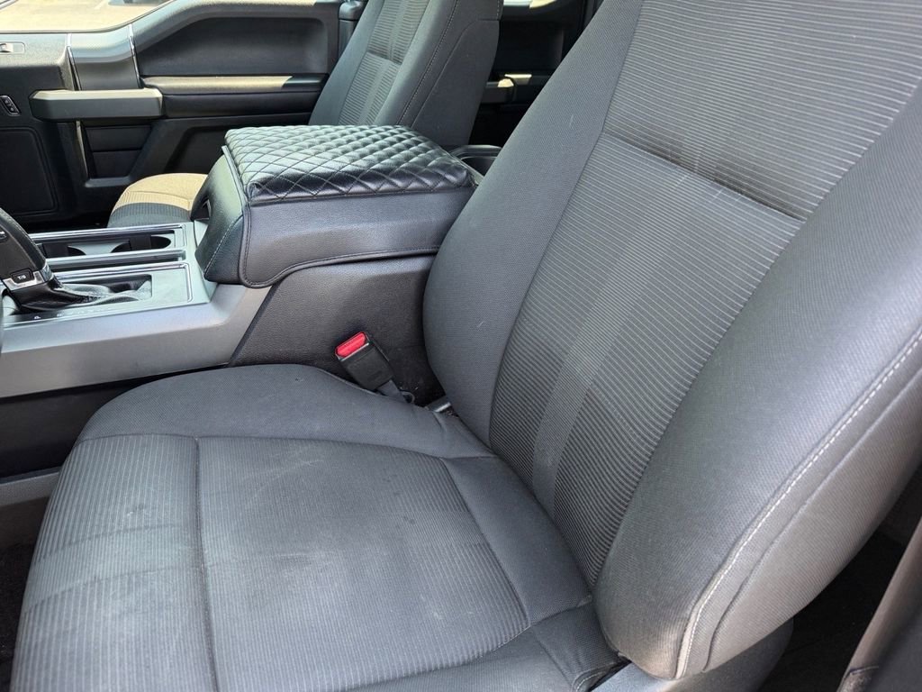 Used 2017 Ford F150 XLT w/ Equipment Group 302A Luxury image 10
