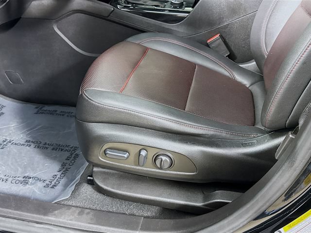 Used 2022 Chevrolet Blazer RS FWD image 19