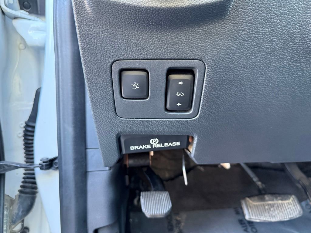 Used 2022 Ford F450 Platinum w/ FX4 Off-Road Package image 9