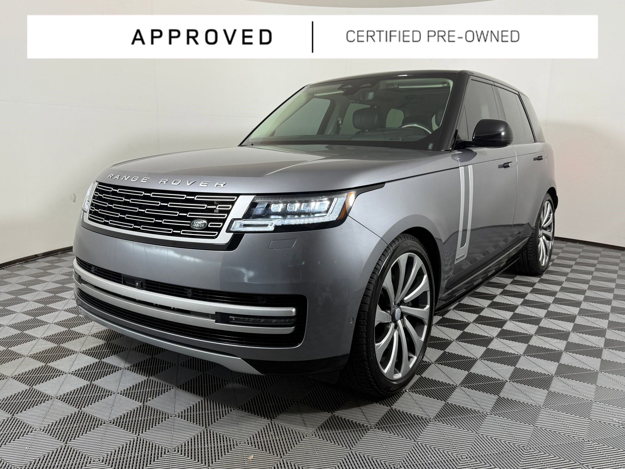 Used 2024 Land Rover Range Rover Autobiography AWD/4WD image 1