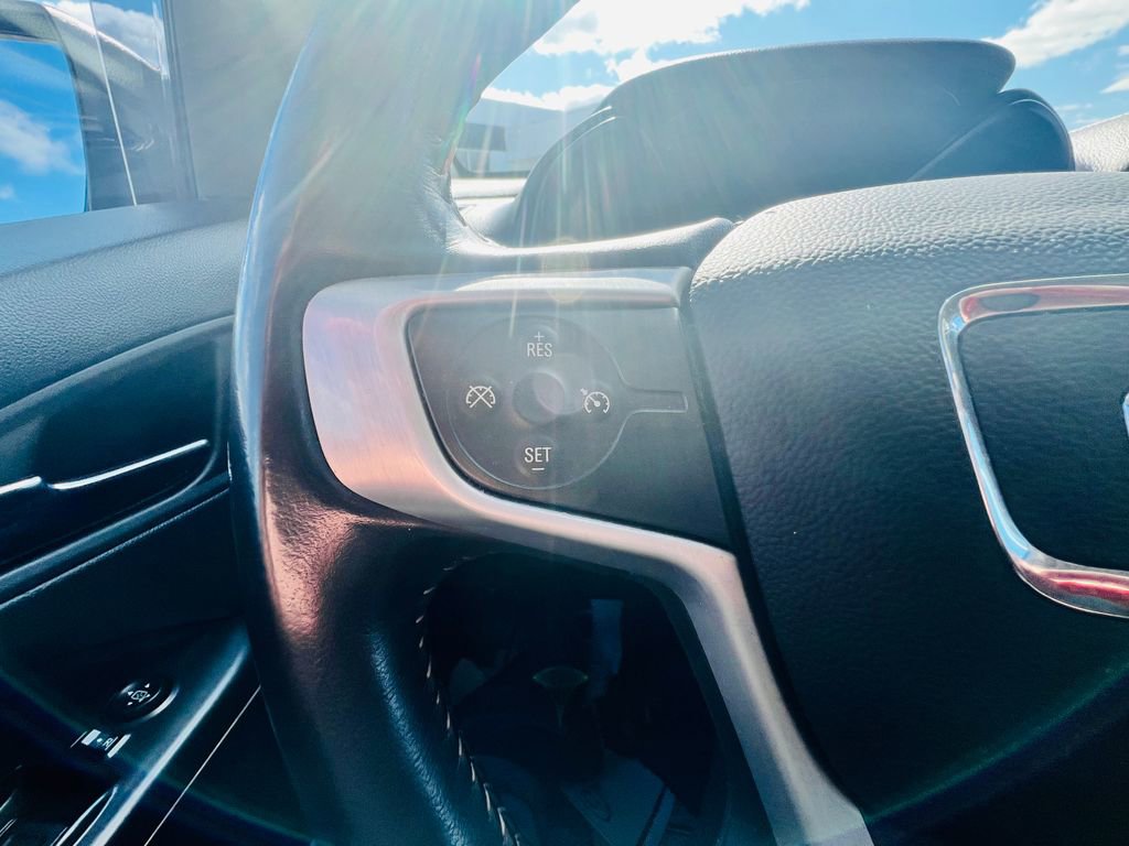 Used 2022 GMC Canyon Elevation image 18