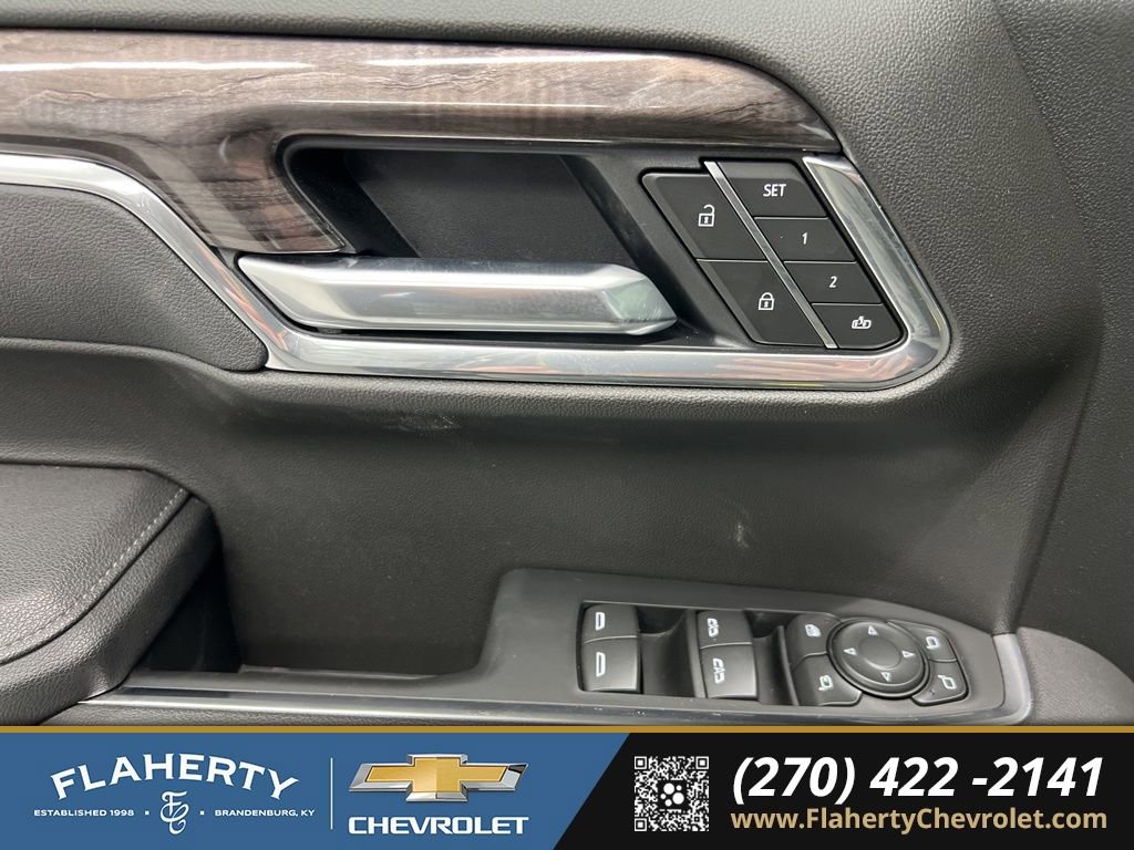 Used 2025 Chevrolet Silverado 1500 LTZ w/ LTZ Premium Package image 22
