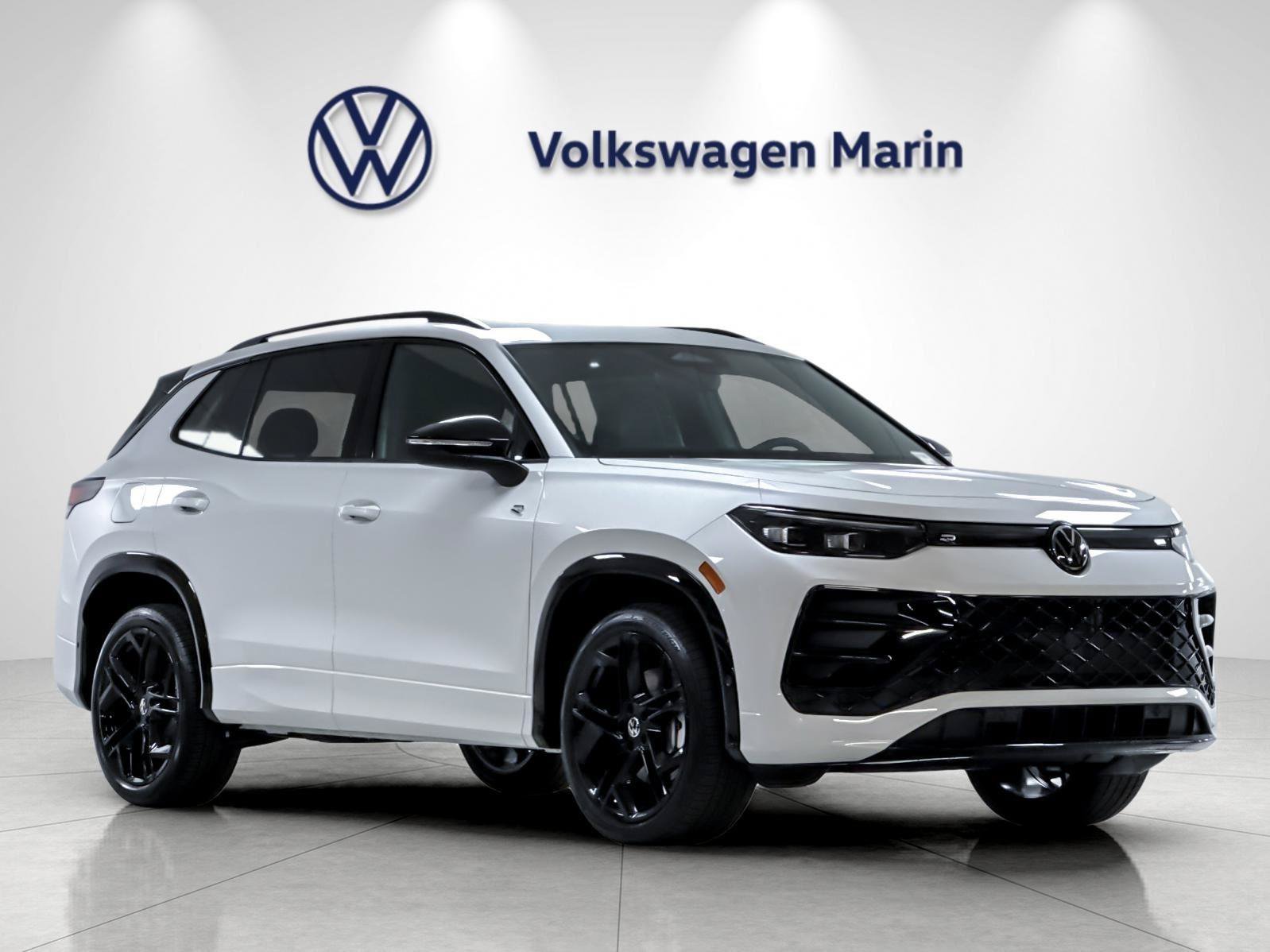 New 2026 Volkswagen Tiguan SE R-Line AWD/4WD image 7