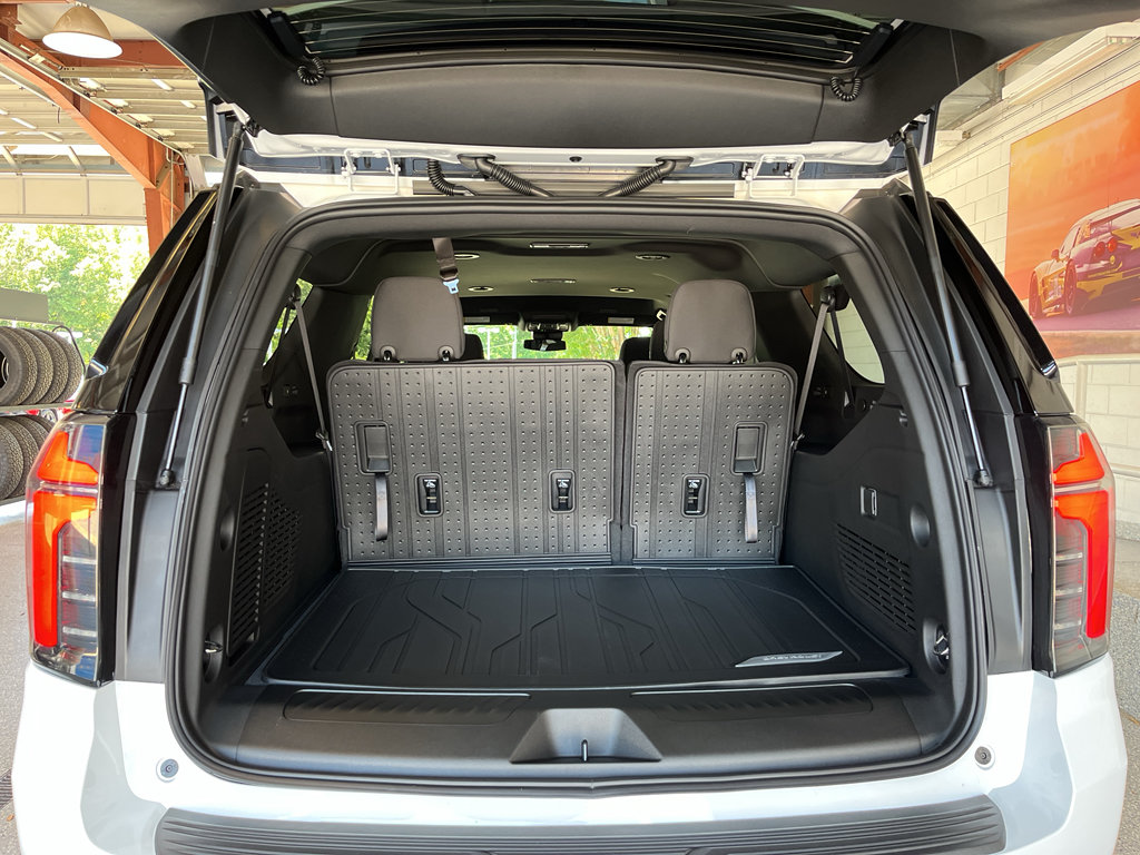 New 2026 Chevrolet Suburban LS w/ LS Custom Edition AWD/4WD image 8