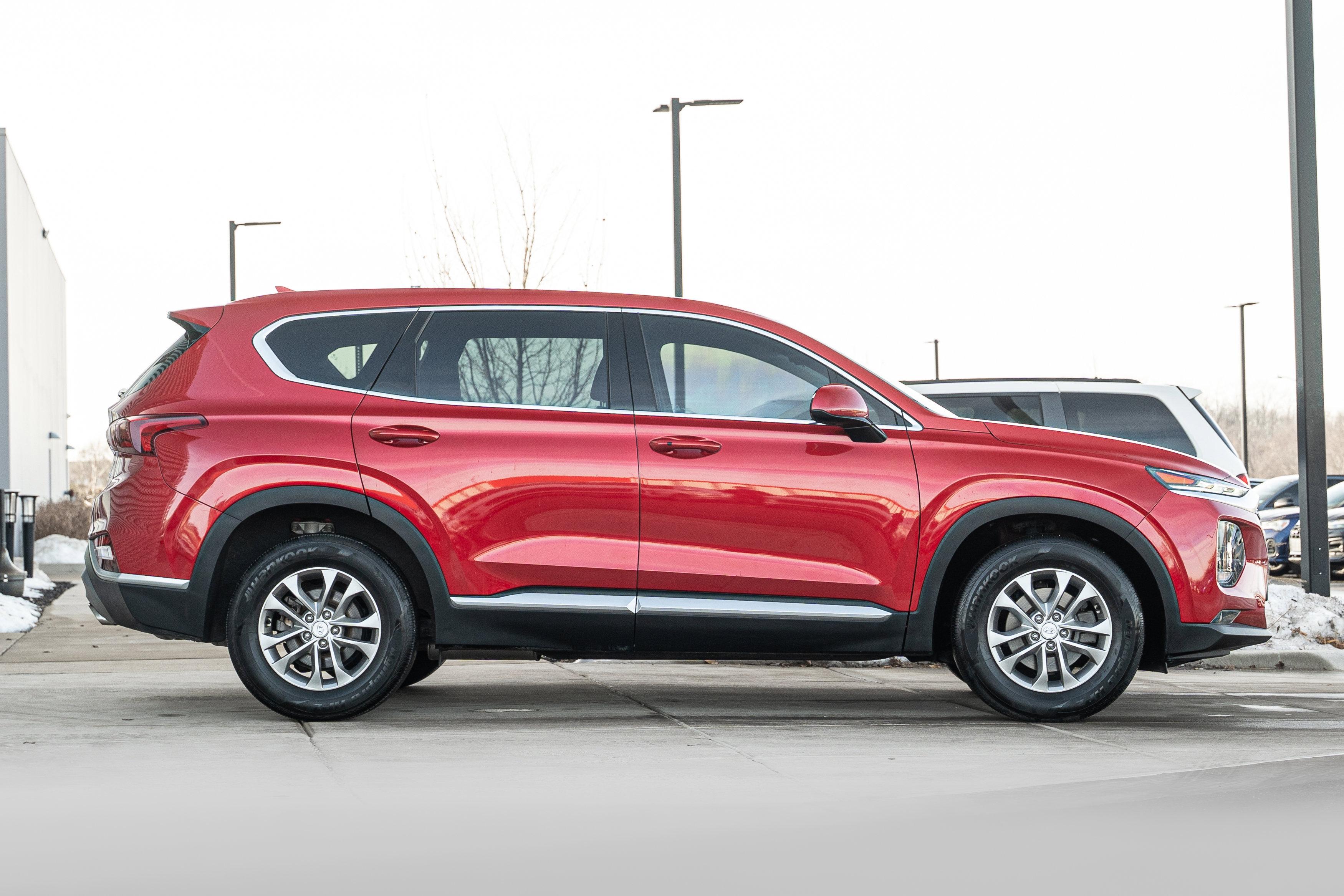 Used 2020 Hyundai Santa Fe SEL image 3