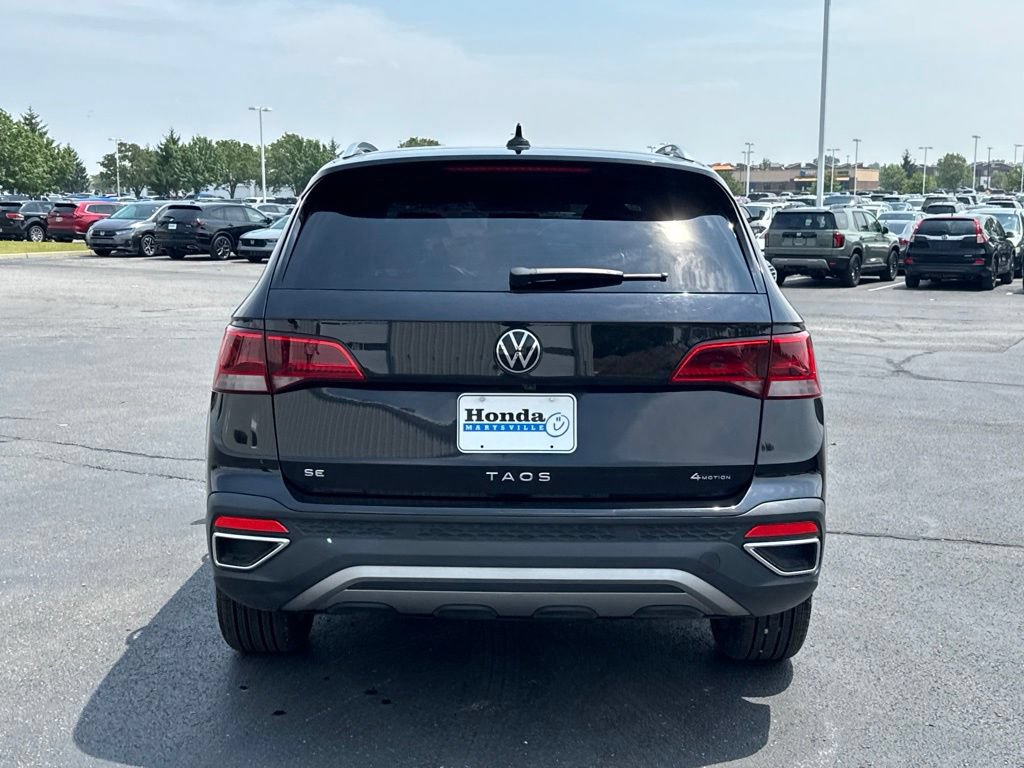 Used 2022 Volkswagen Taos SE AWD/4WD image 6