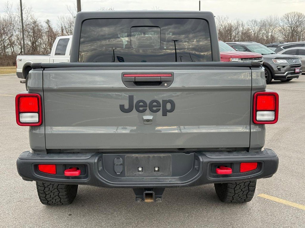 Used 2021 Jeep Gladiator Sport image 4