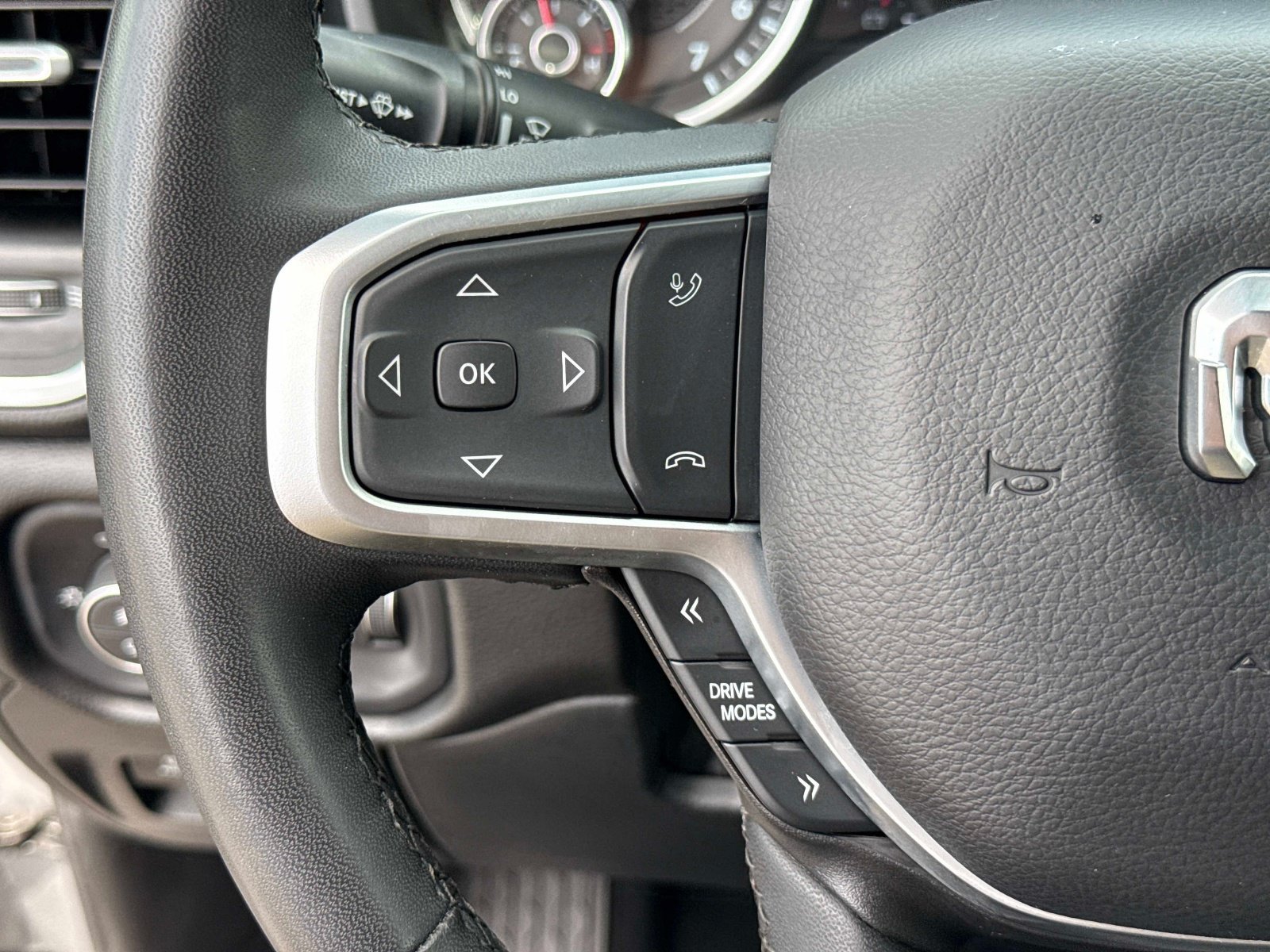 Used 2025 RAM 1500 Big Horn AWD/4WD image 31