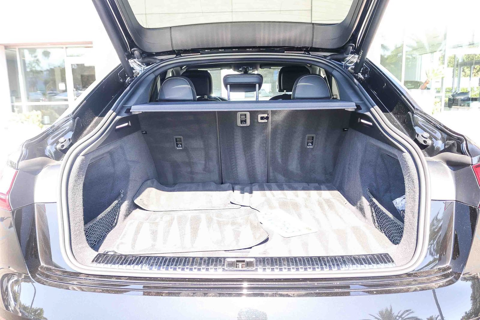 Certified 2024 Audi Q8 e-tron Premium AWD/4WD image 29