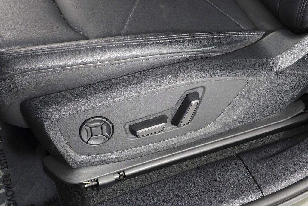 Used 2022 Audi Q3 2.0T Premium Plus w/ Premium Plus Package image 23