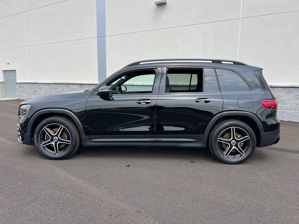 Used 2024 Mercedes-Benz GLB 250 4MATIC image 5