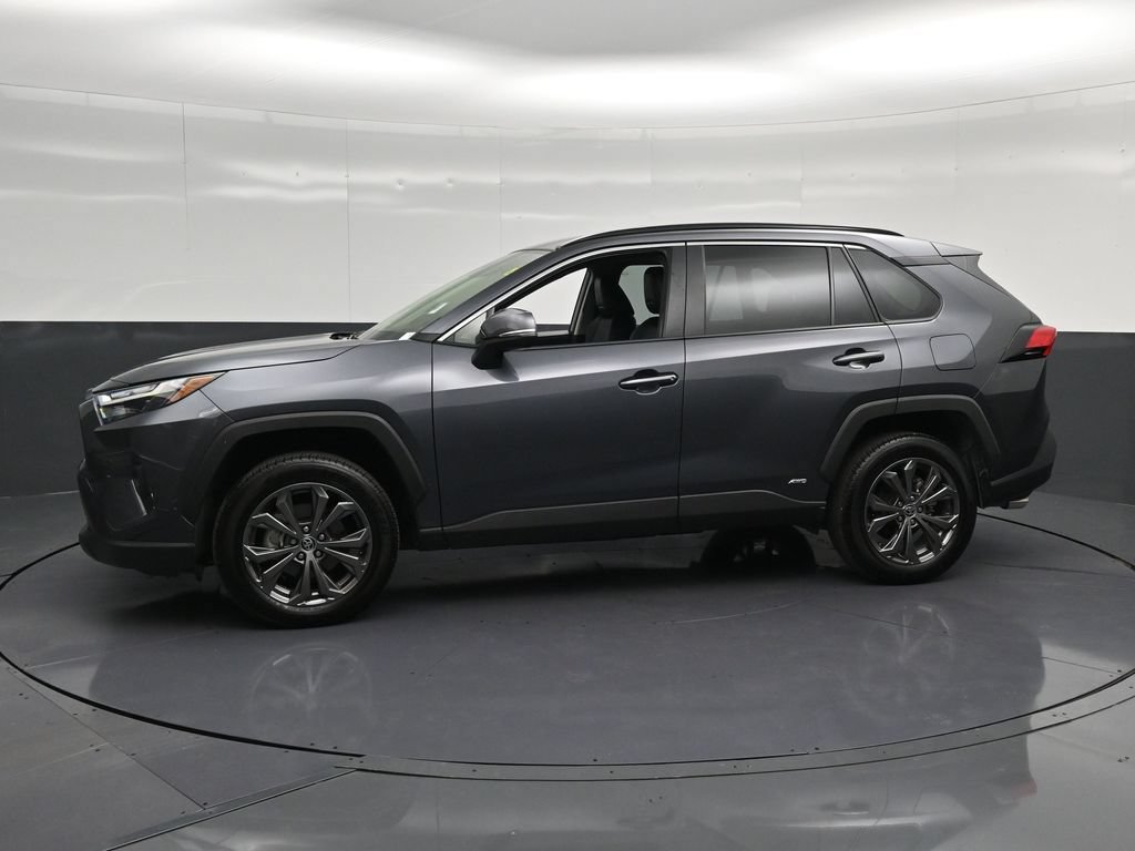 Used 2025 Toyota RAV4 XLE Premium w/ Weather Package AWD/4WD image 7
