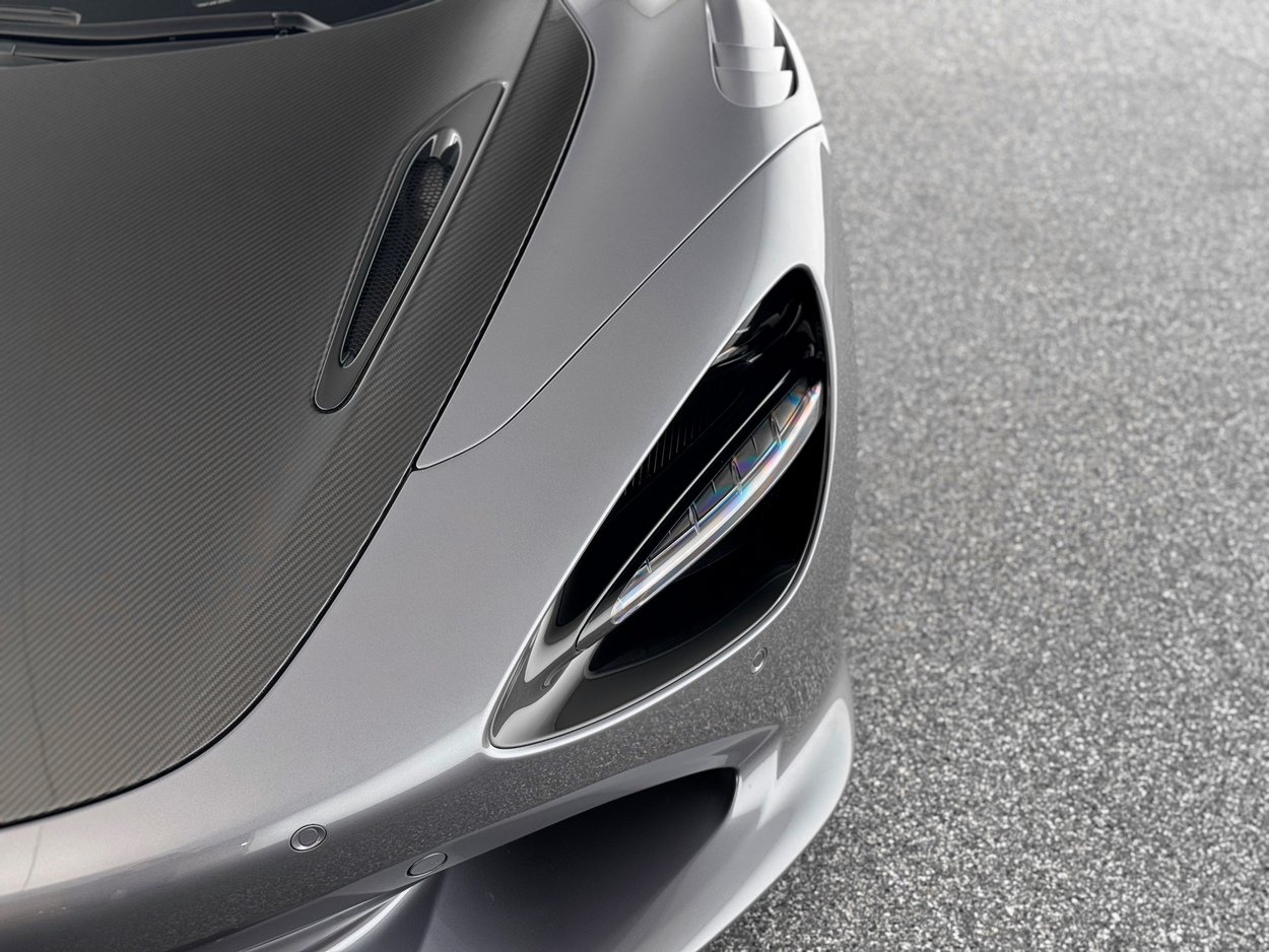 New 2026 McLaren 750S Spider RWD image 43