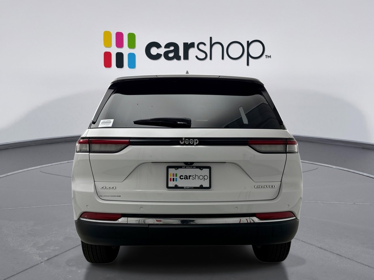 Used 2023 Jeep Grand Cherokee Limited image 4