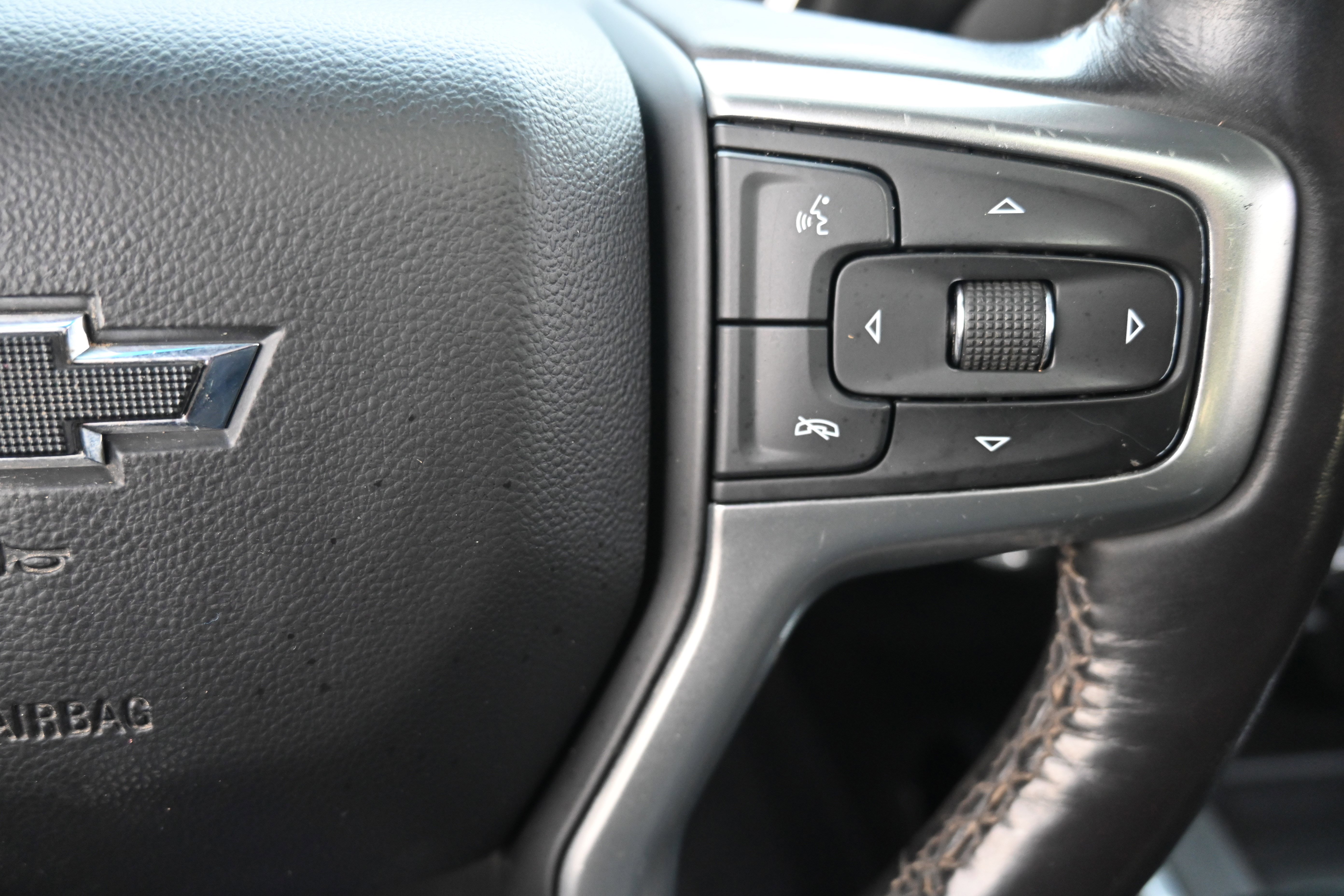 Used 2022 Chevrolet Silverado 2500 LTZ w/ LTZ Plus Package image 25