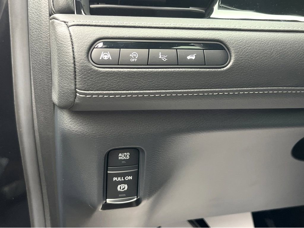 Certified 2025 INFINITI QX80 Sensory image 15