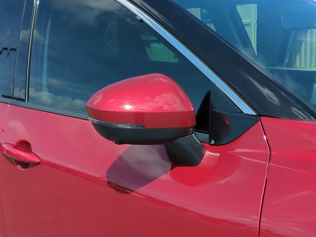 Used 2021 Nissan Rogue SV FWD image 21