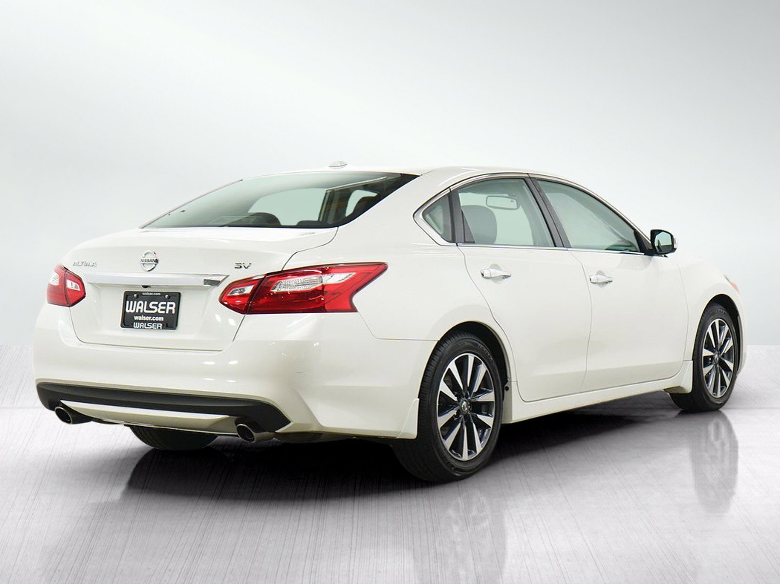 Used 2016 Nissan Altima 2.5 SV w/ Convenience Package FWD image 5