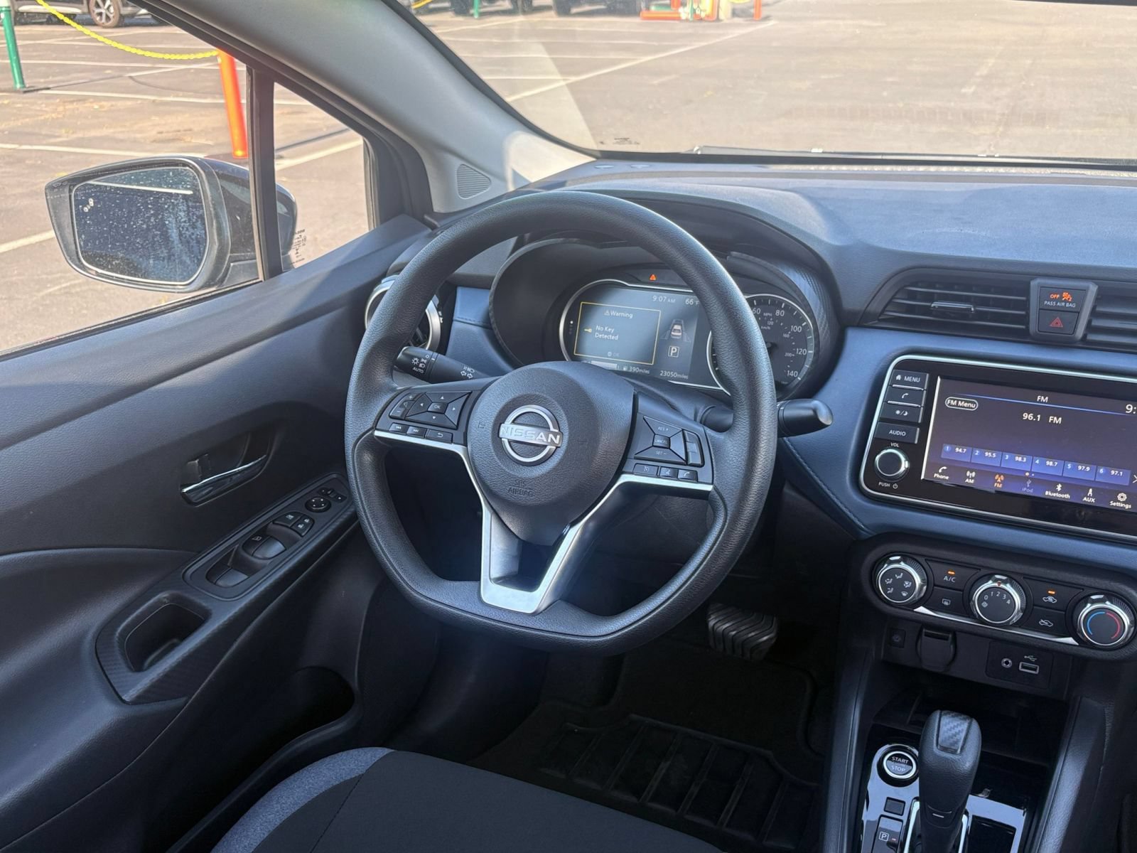 Used 2025 Nissan Versa SV FWD image 32