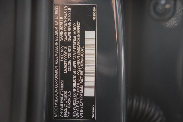 New 2026 Volvo XC40 B5 Ultra w/ Protection Package Premier image 40