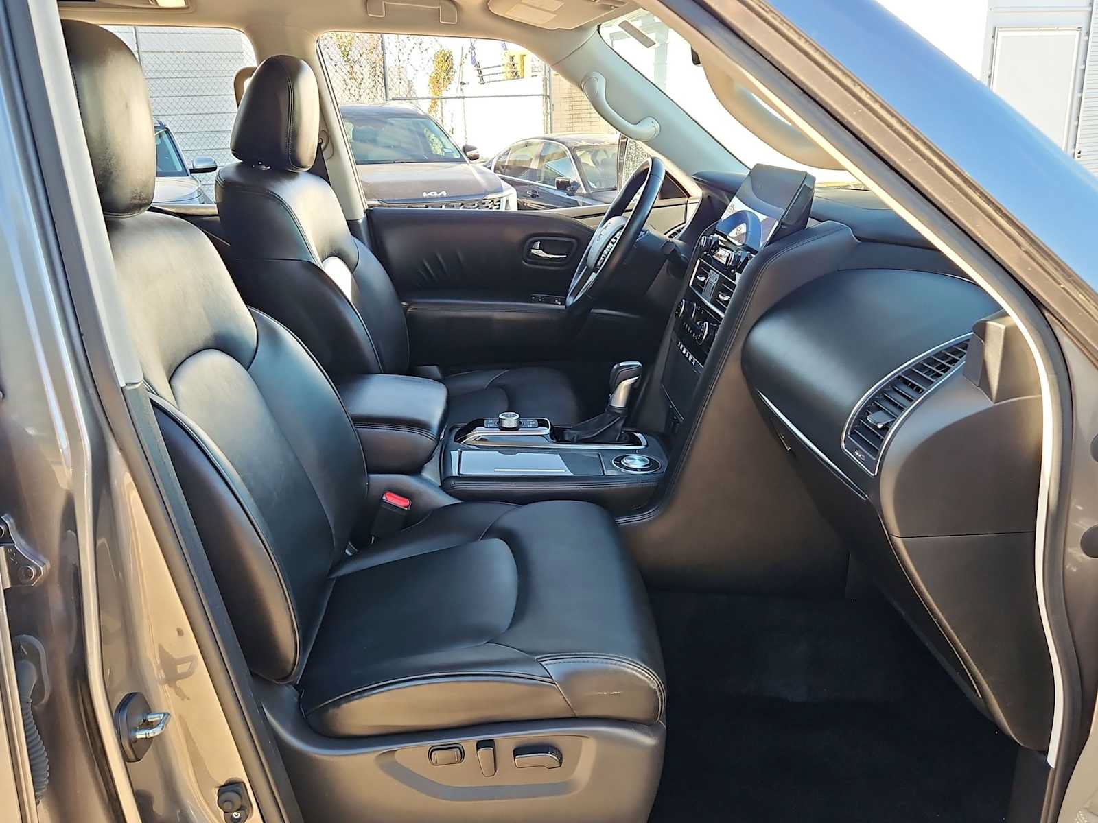 Used 2022 Nissan Armada SV w/ Cargo Package RWD image 21