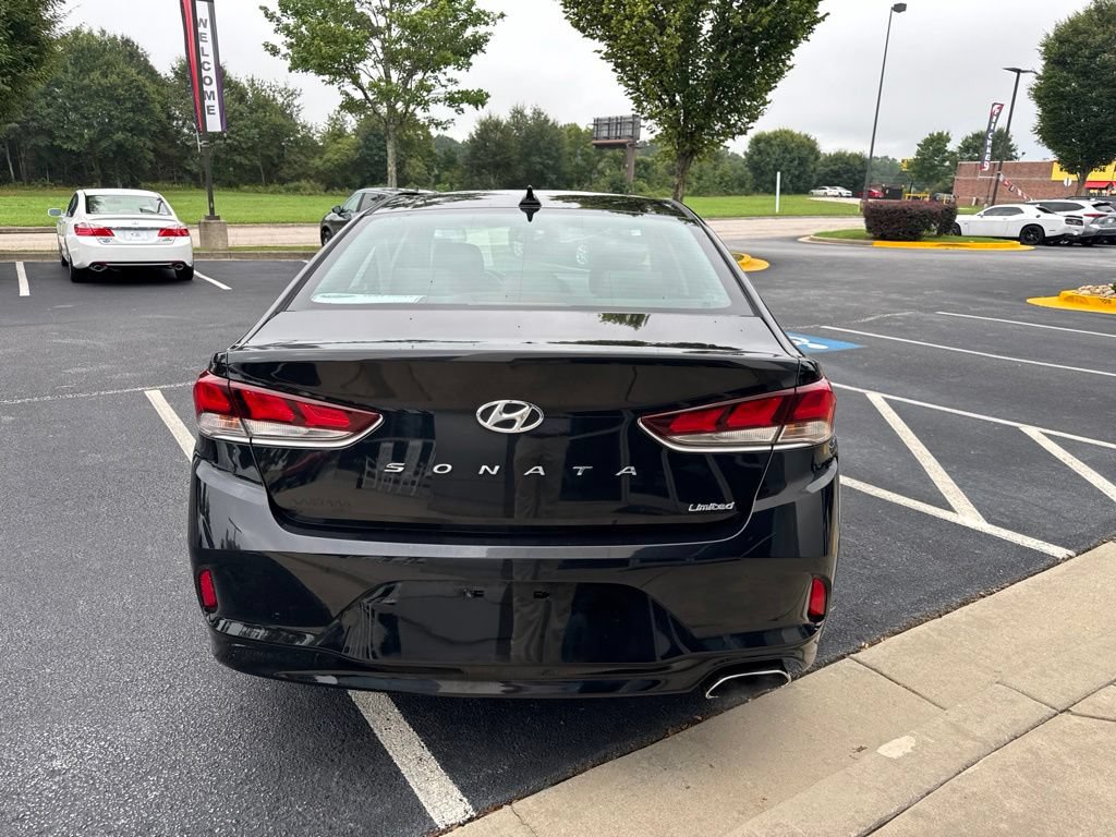 Used 2018 Hyundai Sonata Limited w/ Cargo Package FWD image 6