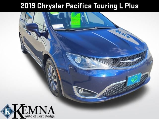 Used 2019 Chrysler Pacifica Touring-L Plus image 14