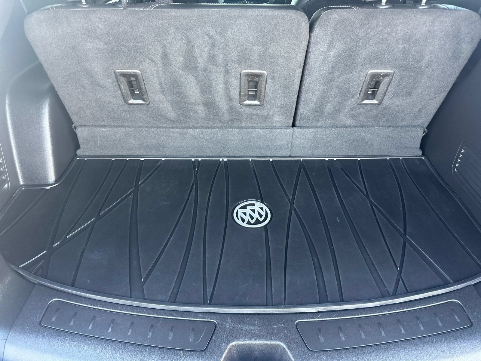 Used 2021 Buick Enclave Avenir w/ Avenir Technology Package AWD/4WD image 40