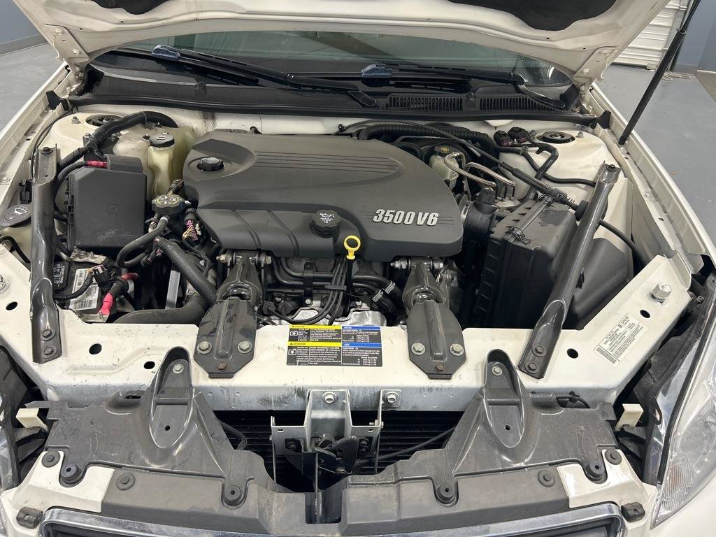 Used 2007 Chevrolet Impala LT FWD image 12