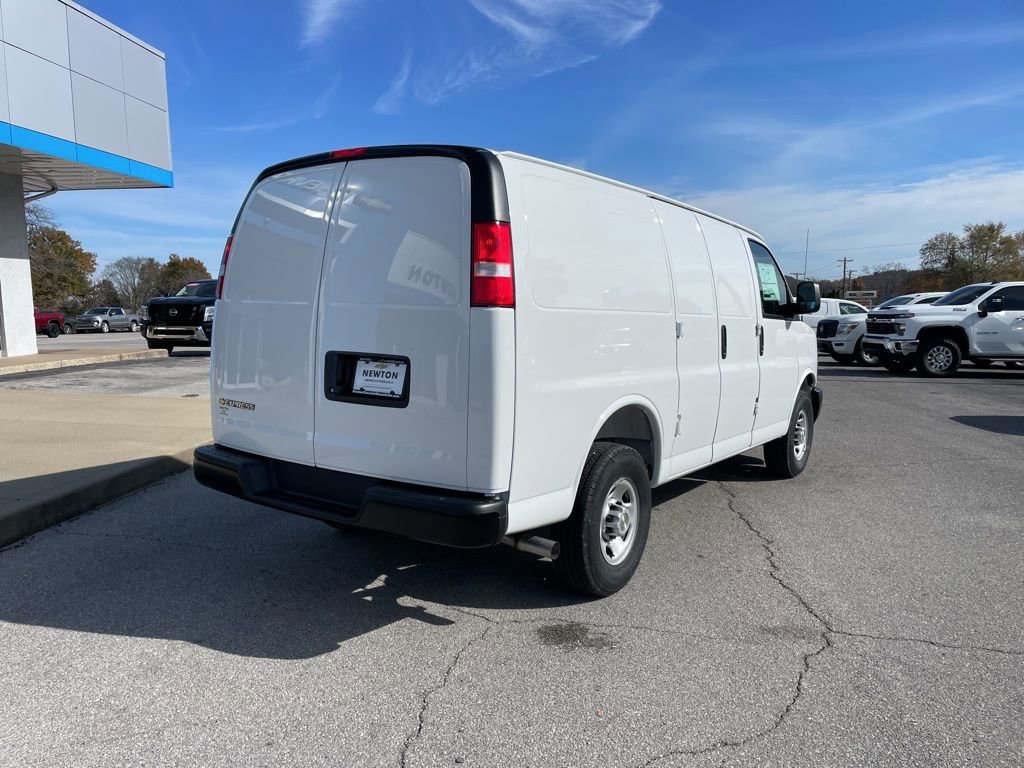 New 2025 Chevrolet Express 2500 Work Van image 48