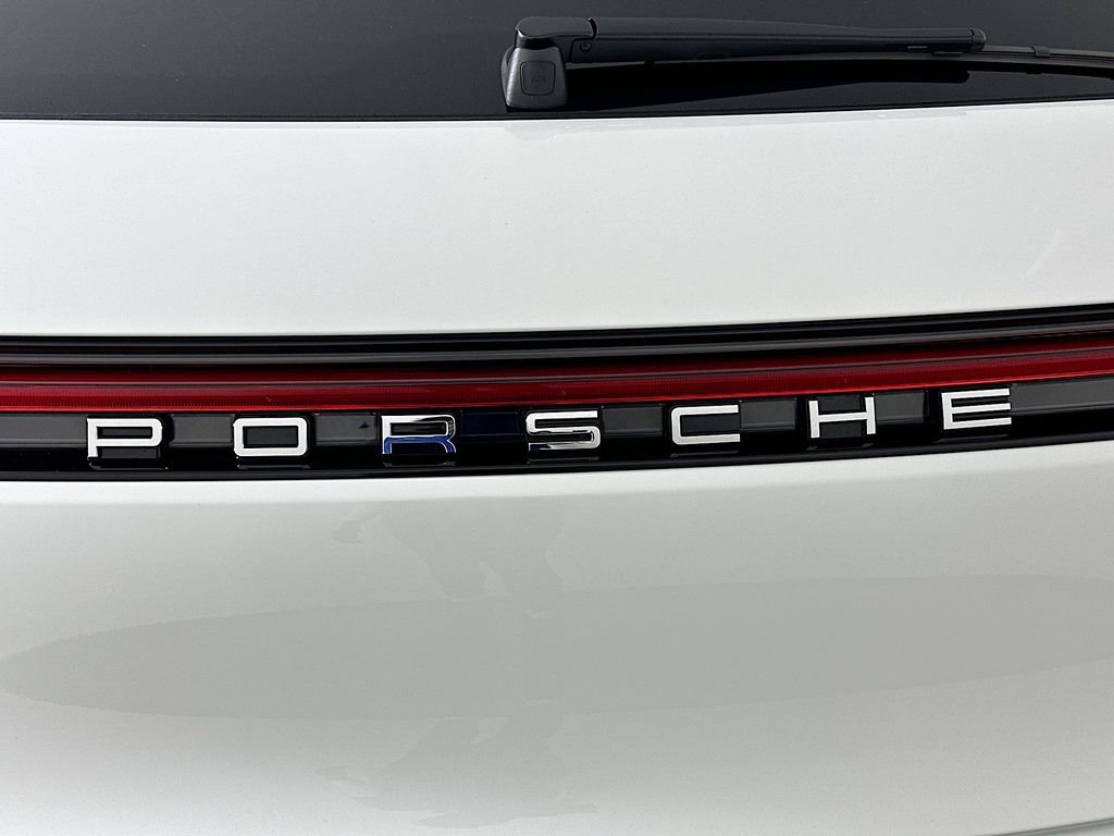 Used 2025 Porsche Macan image 35