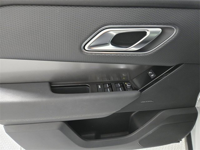 Used 2019 Land Rover Range Rover Velar image 20